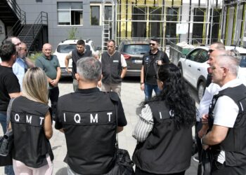 Prapaskenat e aksionit/ ‘Analizat janë sekrete’, disa inspektorë të IQMT-së refuzuan kërkesën e ministri Muja për largimin nga marketet të prudukteve me ‘vaj palme’