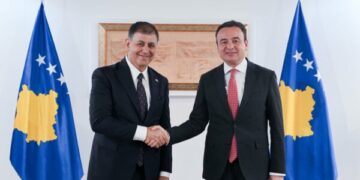 Kurti pret kryetarin e Izmirit, diskutojnë për “thellimin e bashkëpunimit ekonomik, arsimor e kulturor”