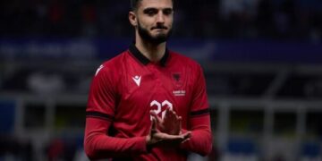Armando Broja qëndron në Angli? Klubi i njohur e do sulmuesin shqiptar