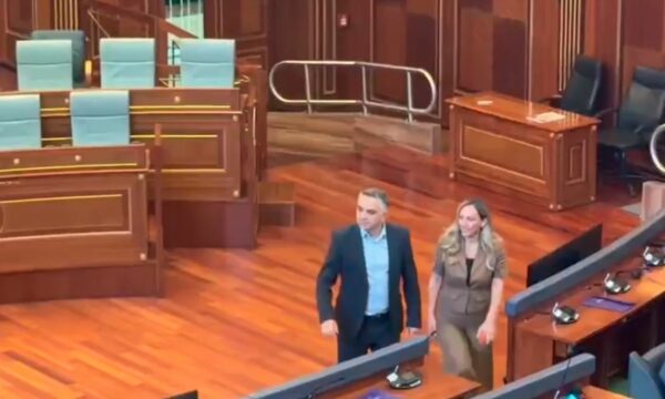 Edhe Aleanca shkon në sallën e Kuvendit të Kosovës