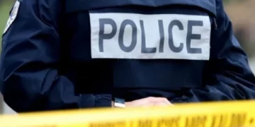 Gjuajtje me armë në Greme të Ferizajt, lëndohet 66-vjeçarja, policia identifikon 23-vjeçarin e ia sekuestron pushkën