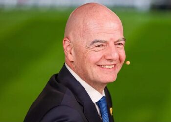 Ky është njeriu që pritet ta zëvendësojë Infantinon si president i FIFA-s