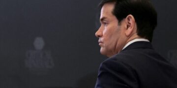 Rubio: Është bërë progres… por ende s’ka marrëveshje përfundimtare me Iranin për Ngushticën e Hormuzit
