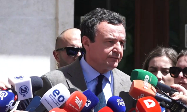Kurti para takimit: Kemi mjaftueshëm vota për Kuvend e Qeveri, por për Presidentin ka përgjegjësi edhe opozita