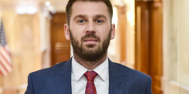 Kërçeli: Nga takimi Kurti-Abdixhiku pres të rezultoj ndonjë marrëveshje për konstituimin e institucioneve