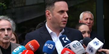 Abdixhiku pas mbledhjes së Grupit Parlamentar të LDK-së, pyetet nëse do të ketë takim sot me Kurtin: Jo, s’ka takim