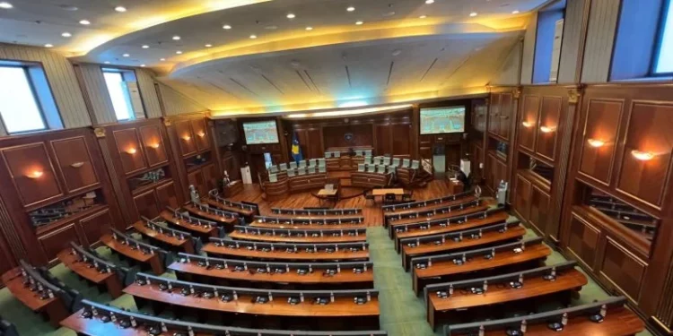 Sot konstituohet Kuvendi, deputetët e legjislaturës së XI-të mblidhen për herë të parë