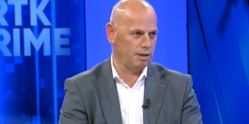 Lladrovci: Sjellja normale në situatë jonormale është “non sens”