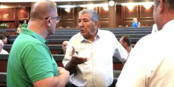 Dehari në “seancë” me vizitorë nga diaspora, Kuvendi: U pritën 432 bashkatdhetarë, aktiviteti vazhdon edhe nesër