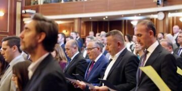 PDK me kërkesë zyrtare Deharit: Thirrni vazhdimin e seancës konstituive nesër; në orën 11:00 do të jemi në Kuvend (DOKUMENT)