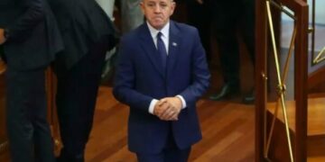 Remi thirrje Albin Kurtit e Bedri Hamzes: Kosovës i duhet koalicioni VV-PDK