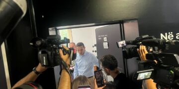 Gruda dorëzon kërkesën për mbajtjen e seancës konstituive