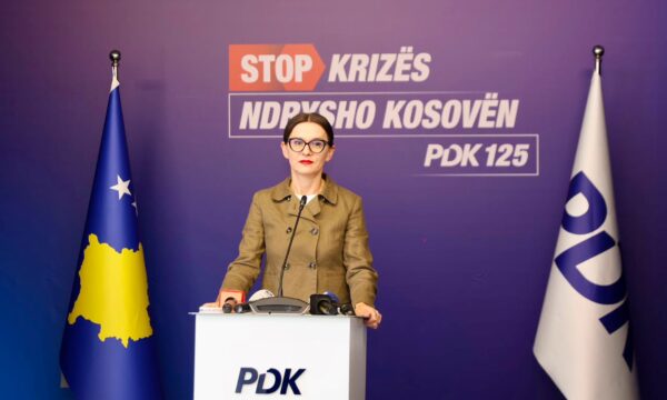 Kabashi-Ramaj, PDK: Deputeti Kurti të mos i përdorë institucionet e sigurisë për të inskenuar normalitet politik