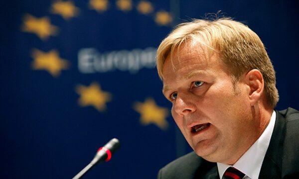 Pse Sorensen po ndërmjetëson bisedime konfidenciale ndërmjet Kosovës e Serbisë- çfarë thotë ai
