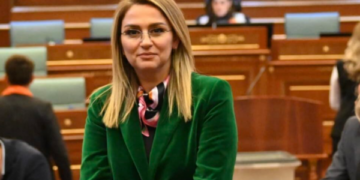 Shqipe Selimi: Kushtetuta ishte e njëjtë edhe më 2014 kur PDK nuk thirri seancë për 183 ditë pa marrëveshje