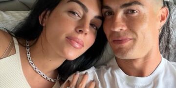 Njëqind mijë euro në muaj dhe vila në Madrid, çfarë parashikon marrëveshja paramartesore e Ronaldos dhe Georginës