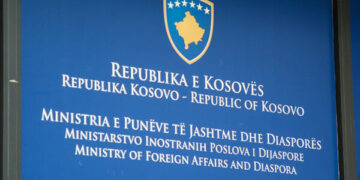 Kosovari në paraburgim në Serbi, MPJ: Kemi njoftuar BE’në dhe QUINT’in, do kërkojmë leje që ta vizitojë familja