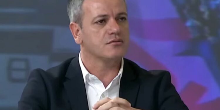 Gashi: Paramendojeni, LDK-ja tre ministra dhe zëvendëskryeministrin-aq sa kanë minoritetet jo-serbe