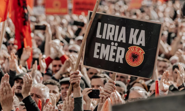 25 ditë para 16 shtatorit – “Liria ka Emër” nis nesër “Orën e Pritjes” në Prishtinë, vendoset ekrani me numërimin së prapthi