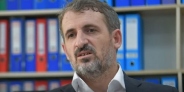 Komunikata e Presidencës me AI, ironizon Miftaraj: Sa më shumë që e përdorni Chatgpt aq më pak e shkelni ligjin