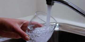 Ndërpritet furnizimi me ujë në disa zona të Prishtinës, ekipet dalin në terren për sanimin e defektit
