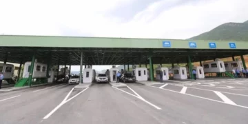 Fundjava e fundit e gushtit sjell fluks të lartë në Morinë, mbi 52 mijë udhëtarë hyjnë në 24 orë