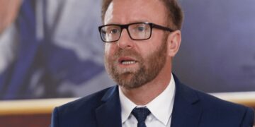 Abazi: Konstituimi i Kuvendit do të jetë “sa për sy e faqe”, skenari po çon në zgjedhje të reja