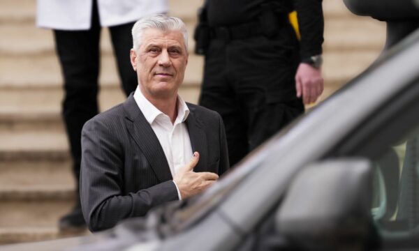 “S’ka rrezik të arratiset, por mbetet në paraburgim” – si arsyetoi Specialja vendimin ndaj ish-presidentit Thaçi