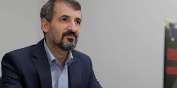Miftaraj: Dehari shkeli Kushtetutën, LVV-ja delegjitimoi deputetët