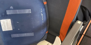 Fluturimi Prishtinë-Gjenevë, pasagjeri shqetësohet nga gjendja e ulëses në avionin e easyJet