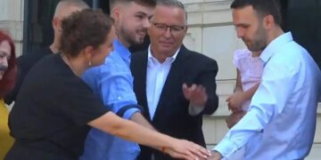 Shtypet butoni i numërimit mbrapsht për 16 shtatorin
