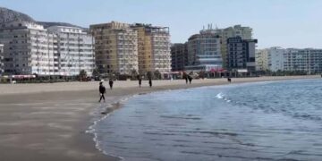 E dhimbshme: Ky është kosovari që vdiq në detin e Shëngjinit