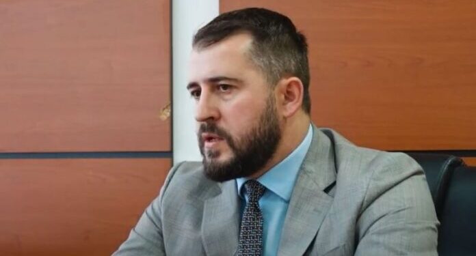 “Kanë mbjellë vrerë mbi Drenicën”, Mërgim Lushtaku i përgjigjet Fitore Pacollit