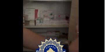 Dogana sekuestron 209 pako me barna të kontrabanduara në Prishtinë