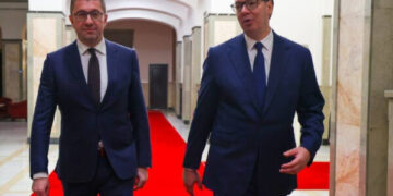 Komentet për Kishën Ortodokse, Mickoski përplaset me Vuçiqin: Deklarata që i përkasin shekullit të kaluar, s’dua t’i komentoj fare