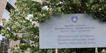 Ministria e Arsimit ka një thirrje për prindërit