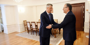 Hamza pas intervistës së Thaçit: Ty dhe shokët e tu ju presim më 16 shtator në Prishtinë