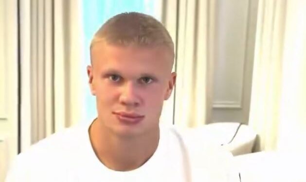 “Qethet” Haaland, kërcënon kundërshtarët me look-un e ri
