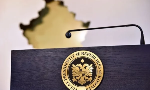 Kosova ende pa institucione të reja dhe president, partitë tregojnë kushtet për dalje nga ngërçi