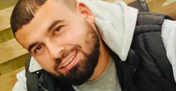 “Na i copëtove zemrat”/ Familja njofton për vde’kjen e të riut në aksident trafiku në autostradë