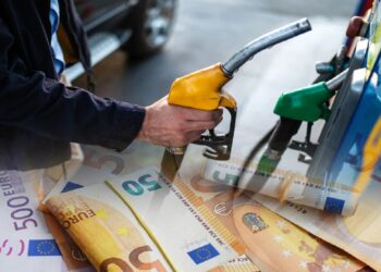 Naftëtarët kërkojnë anulimin e kontrollit të çmimeve: Po dëmtohen bizneset dhe konkurrenca