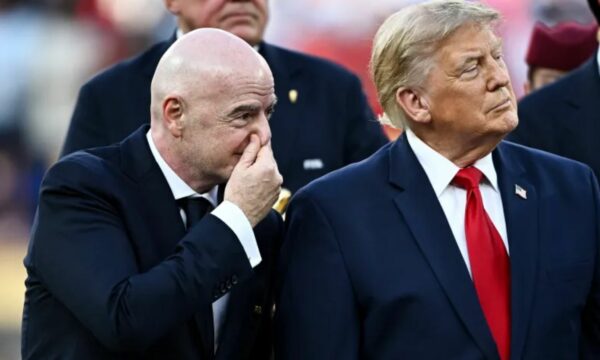Kaos në FIFA, Infantino ndihet i izoluar: e kërkon mbështetjen e Trump, por ai nuk përgjigjet