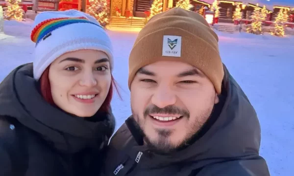 Albina Kelmendi bëhet nënë për herë të parë – zbulon emrin e djalit