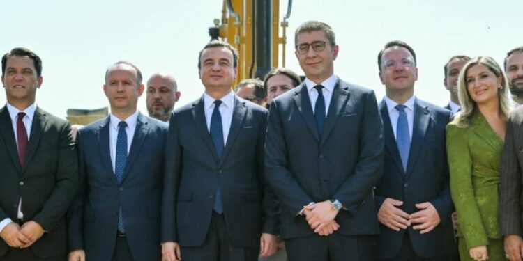 Kurti nga RMV: Një hap i ri drejt lidhjes Kosovë-Maqedoni e Veriut