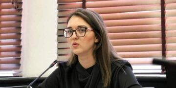 Deputetja e VV-së: Për çfarë uzurpimi po flisni? Kurti ka marrë dyfish vota më shumë se PDK-ja