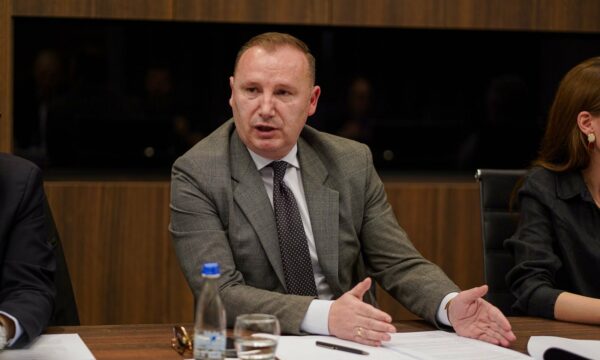 Bisedimet LDK-VV, Zemaj ‘‘shpreson’’ që të ketë lëvizje pozitive brenda ditës: Mbetet të shohim çka është ajo