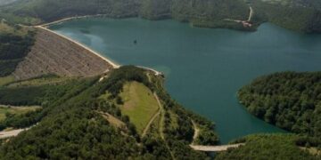 Kërcënimi i Vuçiqit për Ibrin, Janiq: Është rikthim te fantazitë e nacionalistëve serbë
