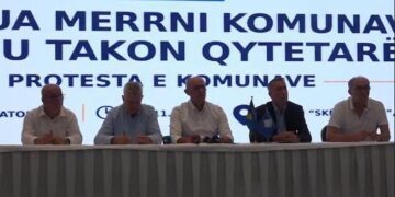 “Qe dy vjet s’jemi takuar me Kurtin”, Asociacioni i Komunave proteston më 1 shtator: Jemi në falimentim