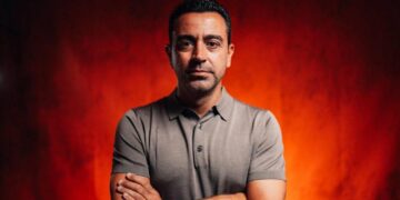 Xavi merr drejtimin e Holandës