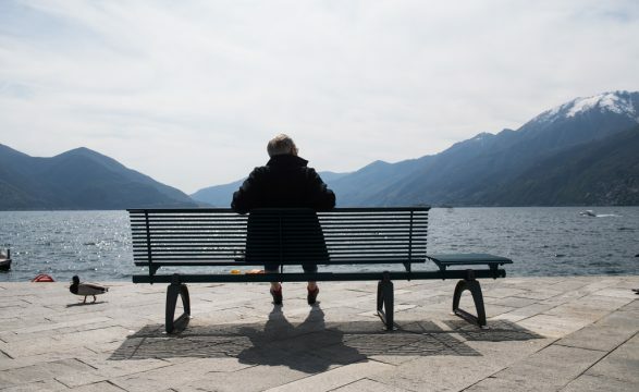 Humbja e partnerit lë më shumë pasoja te burrat sesa te gratë, sipas një studimi në Zvicër